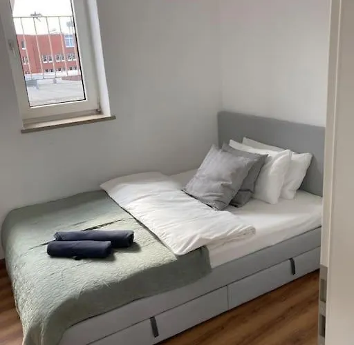 Rooftop Mit Foerdeblick, Zentral & Nah Am Hbf *